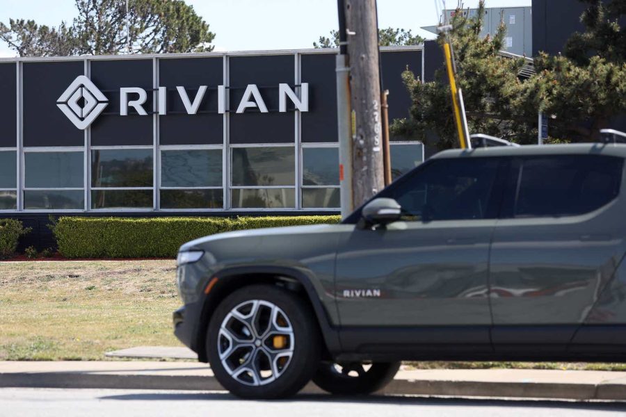 Rivian Automotive Stock Buy or Sell? RIVN Stocks Analytic Forecasts Forecast