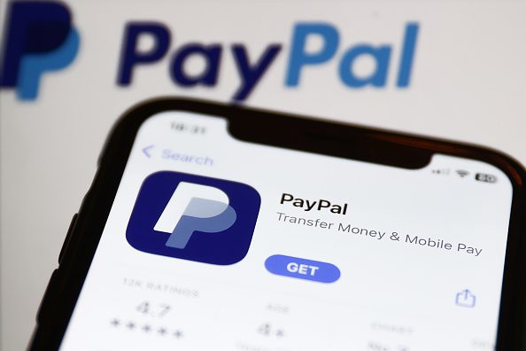 Buy or Sell PYPL shares? Analyzing PayPal’s Competitive Advantage After Q4 Earnings